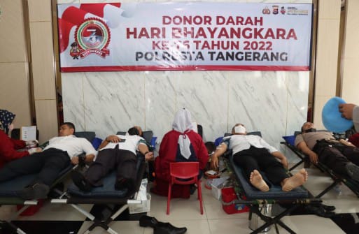 Sambut Hari Bhayangkara Ke-76, Polresta Tangerang Gelar Donor Darah