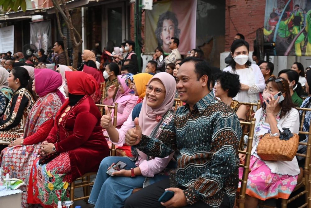 Hadiri Event Batik Spectra Nusantara, Bupati Nina : Mari Kita Mulai Menggunakan dan Memperkenalkan Batik Indramayu
