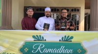 Bank Aceh Syariah Lhokseumawe Serahkan Alquran dan Biaya Operasional Untuk Pesantren QAHA.