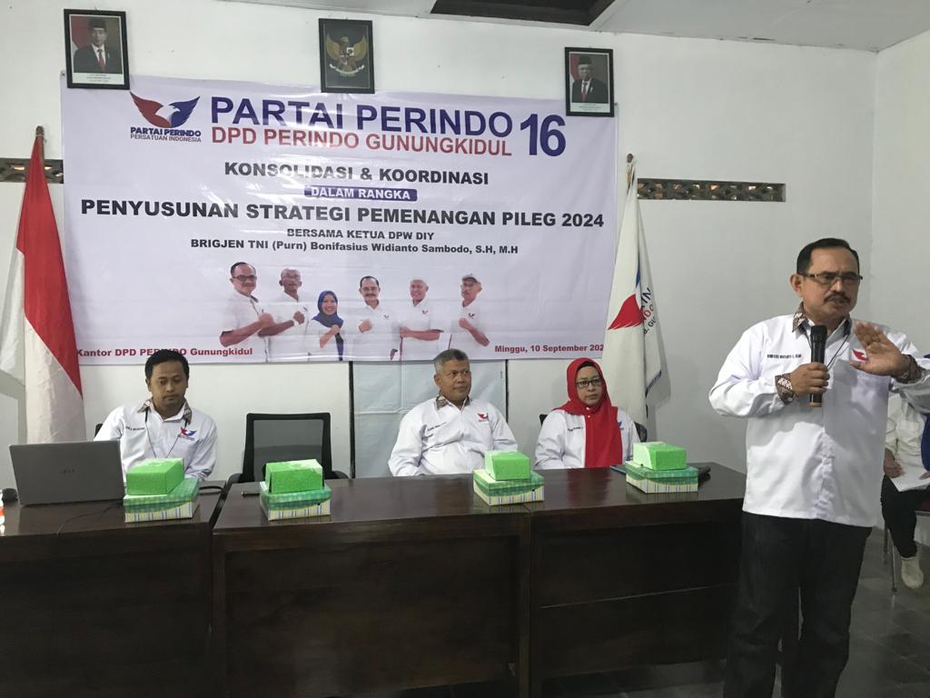 DPD Perindo Gunungkidul mengelar rapat konsolidasi dan koordinasi dalam rangka penyusunan strategi pemenangan Pileg 2024 di Kantor Perindo Wonosari Gunungkidul DI Yogyakarta, Minggu (10/9/2023),